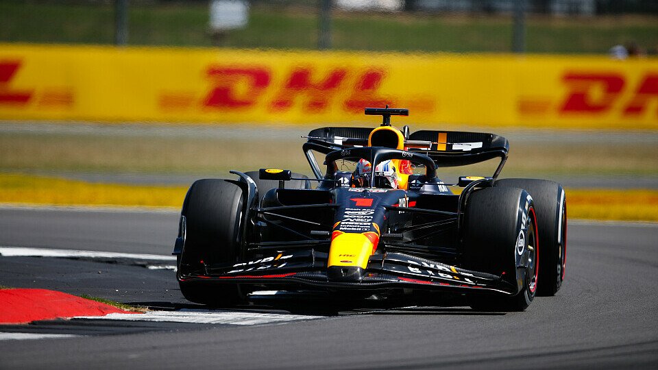 Max Verstappen holt in Silverstone die 2. Trainings-Bestzeit, Foto: LAT Images