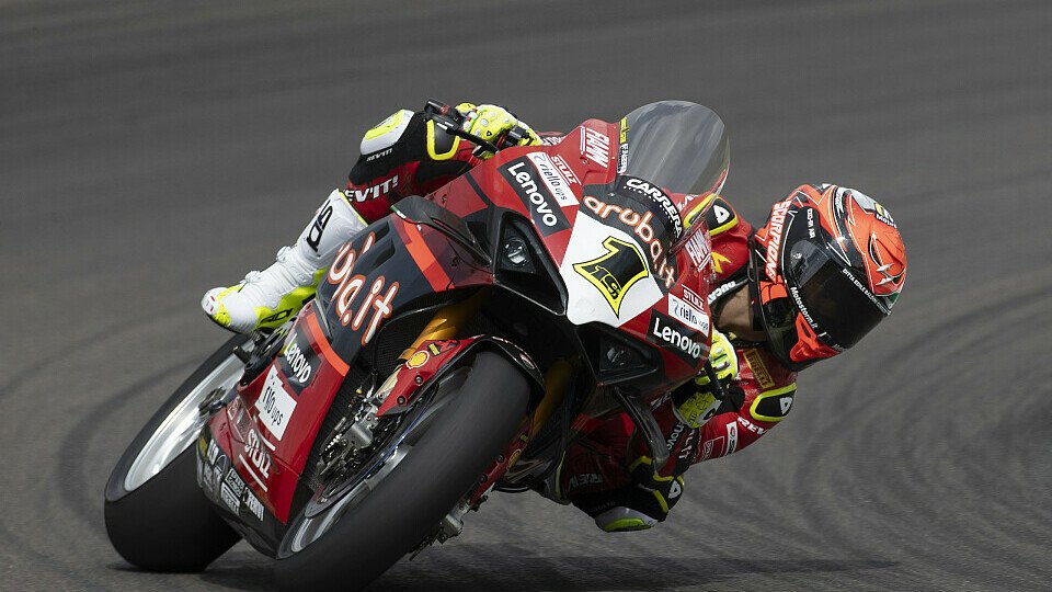 Alvaro Bautista ist auch in Imola nicht zu stoppen, Foto: LAT Images