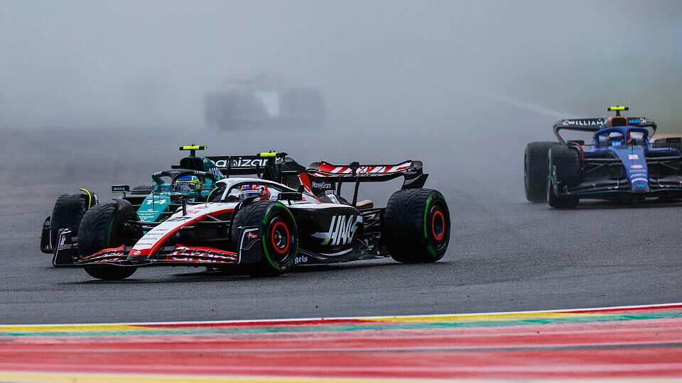 Nico Hülkenberg vor Fernando Alonso und Pierre Gasly beim Sprint Race in Spa-Francorchamps