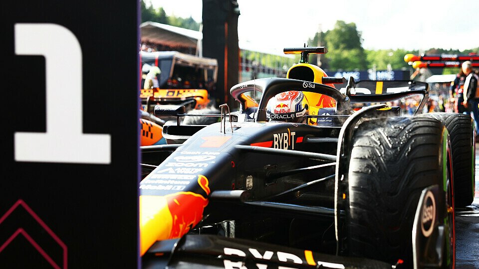 Parc Ferme: Sieger Max Verstappen beim Sprint Race in Spa-Francorchamps