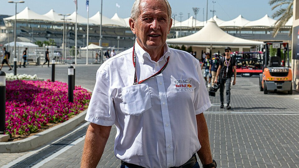 Dr. Helmut Marko im Fahrerlager des Abu Dhabi GP 2022.