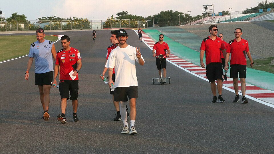 Francesco Bagnaia beim Trackwalk am Buddh International Circuit in Indien