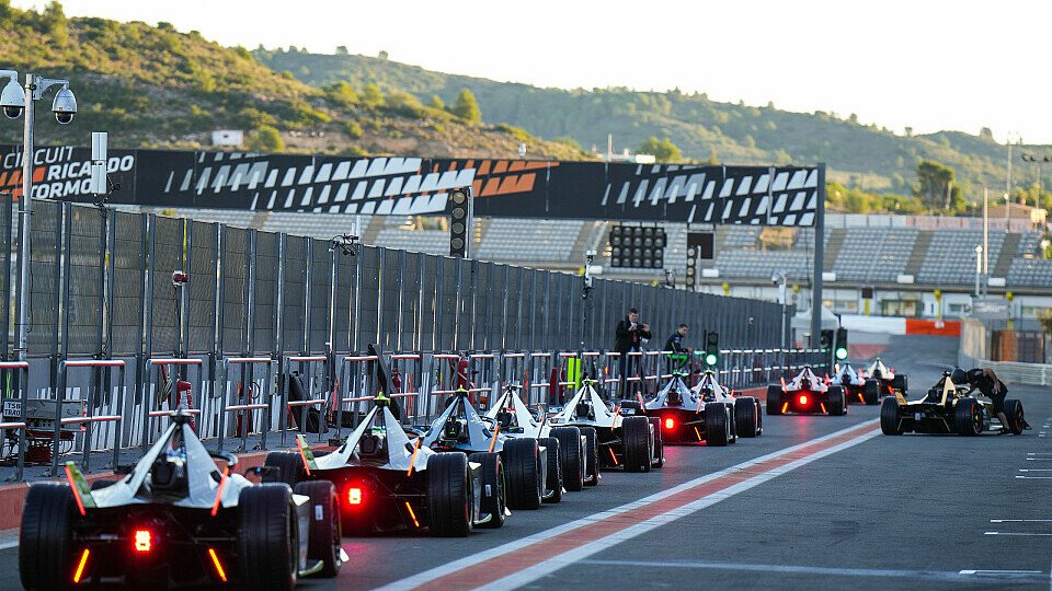 Testfahrten der Formel E in Valencia 2023