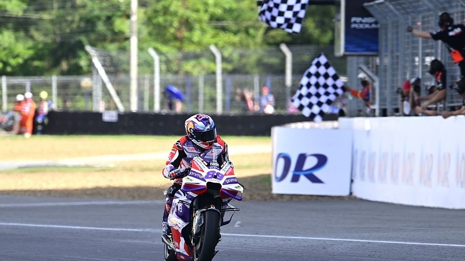 Jorge Martin feiert den Sprint-Sieg beim Thailand GP der MotoGP