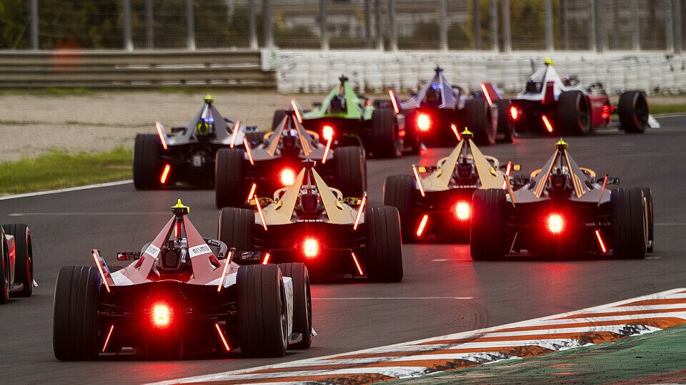 Testfahrten der Formel E in Valencia im Oktober 2023