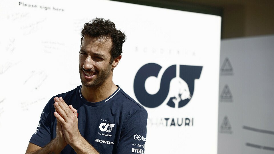 AlphaTauri-Fahrer Daniel Ricciardo im Paddock