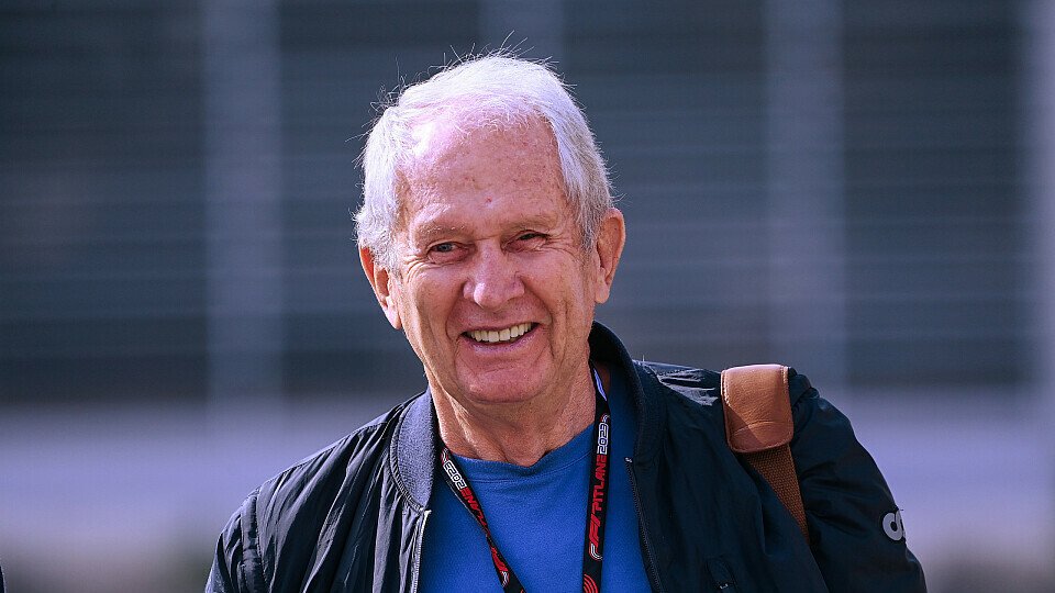 Red Bull Motorsportchef Dr. Helmut Marko bei den Formel-1-Testfahrten in Bahrain 2023