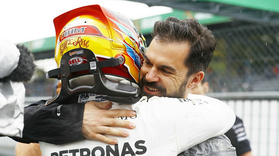 Lewis Hamilton (Mercedes) mit Marc Hynes beim Italien-GP 2017.