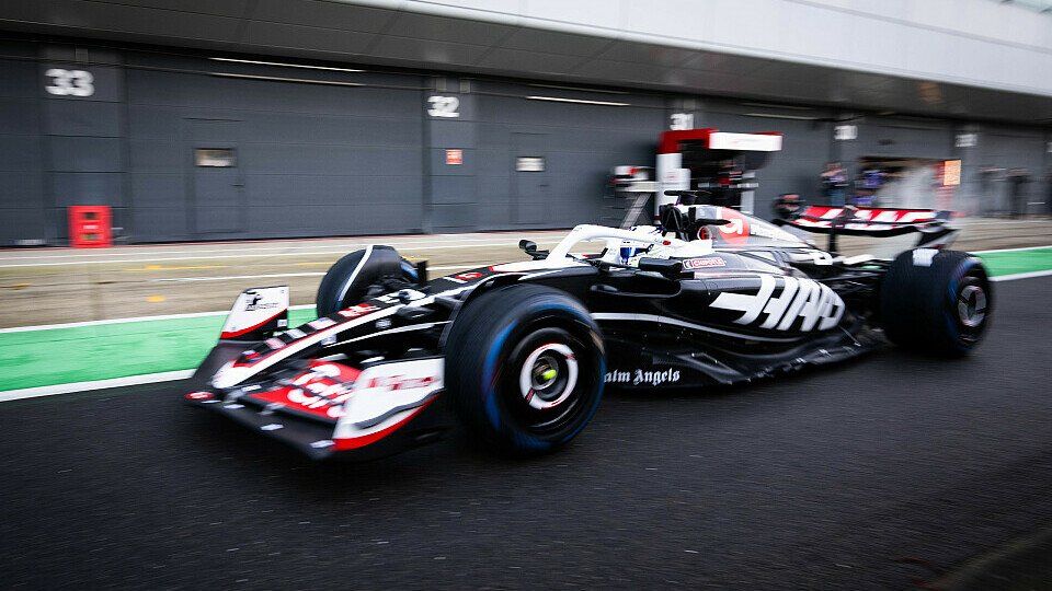
Nico Hülkenberg im Haas beim Shakedown in Silverstone