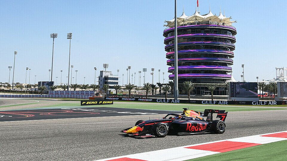 Tim Tramnitz (MP Motorsport) beim Wochenende der Formel 3 in Bahrain