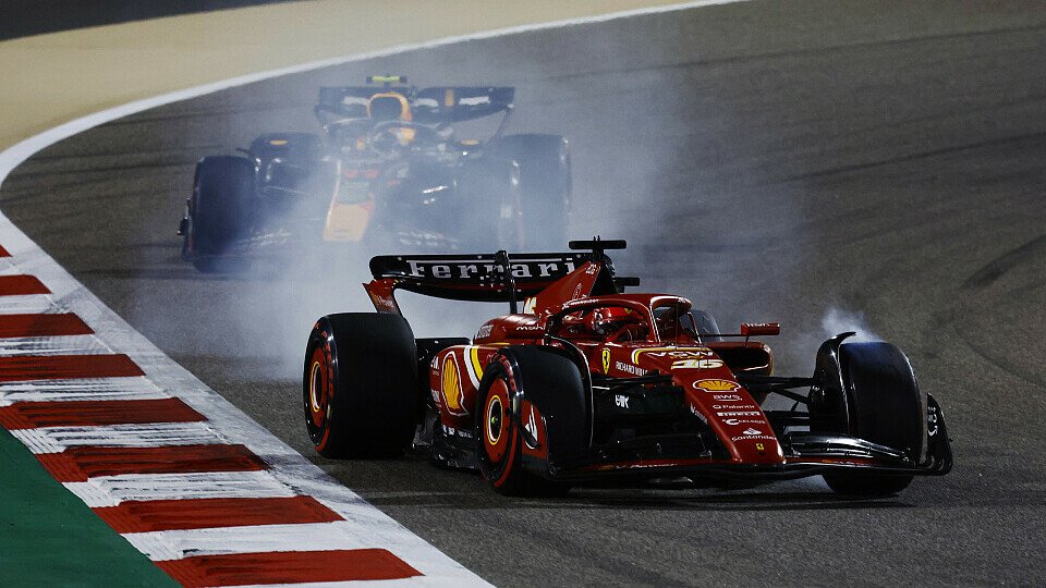 Ferrari-Pilot Charles Leclerc vor Sergio Perez im Red Bull