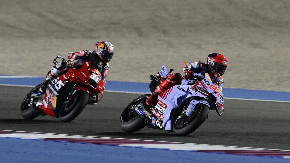 Pedro Acosta mischte im Katar Grand Prix an der MotoGP-Spitze mit, Foto: LAT Images