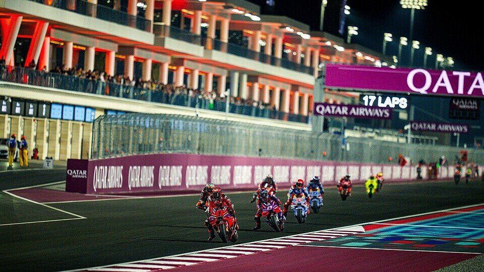 Francesco Bagnaia führt den Katar-GP an