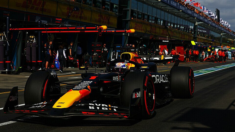 Red Bull-Fahrer Max Verstappen in der Boxengasse