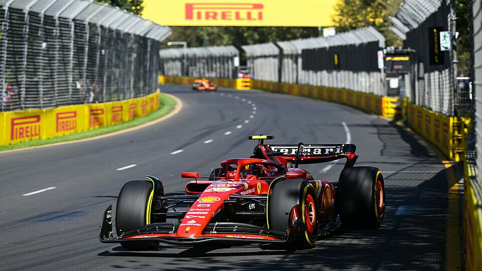Ferrari-Fahrer Carlos Sainz Jr. führt das Rennen an