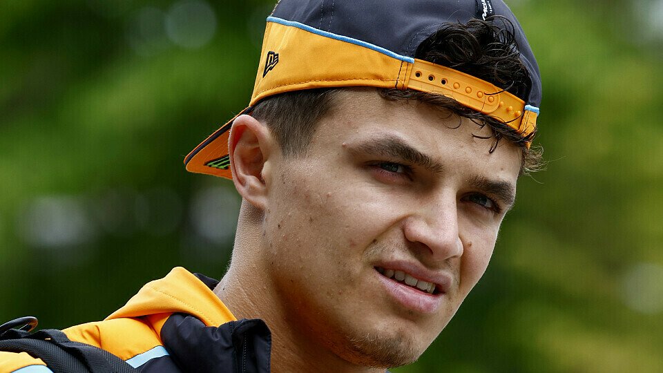 McLaren-Fahrer Lando Norris im Paddock