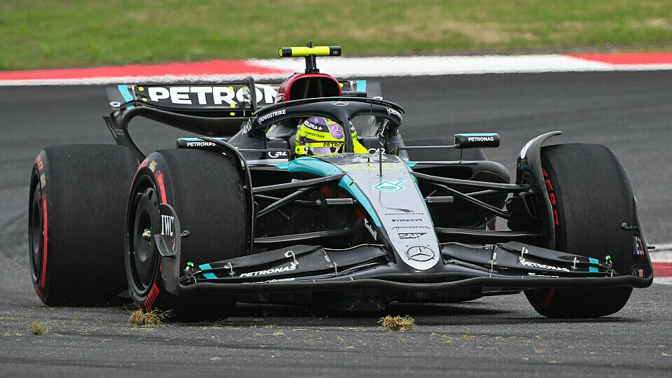 Lewis Hamilton - Figure 1