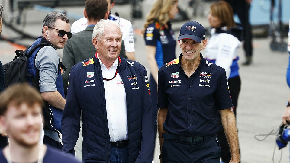 Dr. Helmut Marko und Adrian Newey gemeinsam am Sonntag beim Japan Grand Prix 2024