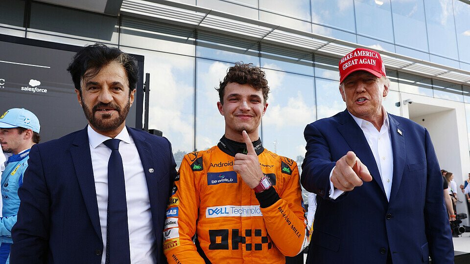 FIA-Präsident Mohammed Ben Sulayem und Ex-Präsident Donald Trump mit Sieger Lando Norris (McLaren)