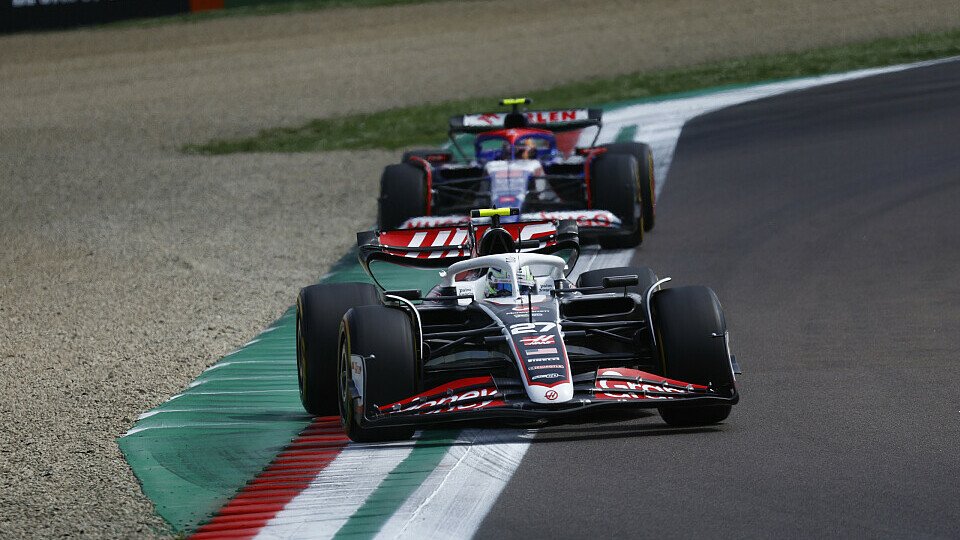 Nico Hülkenberg (Haas) vor Yuki Tsunoda (Racing Bulls)