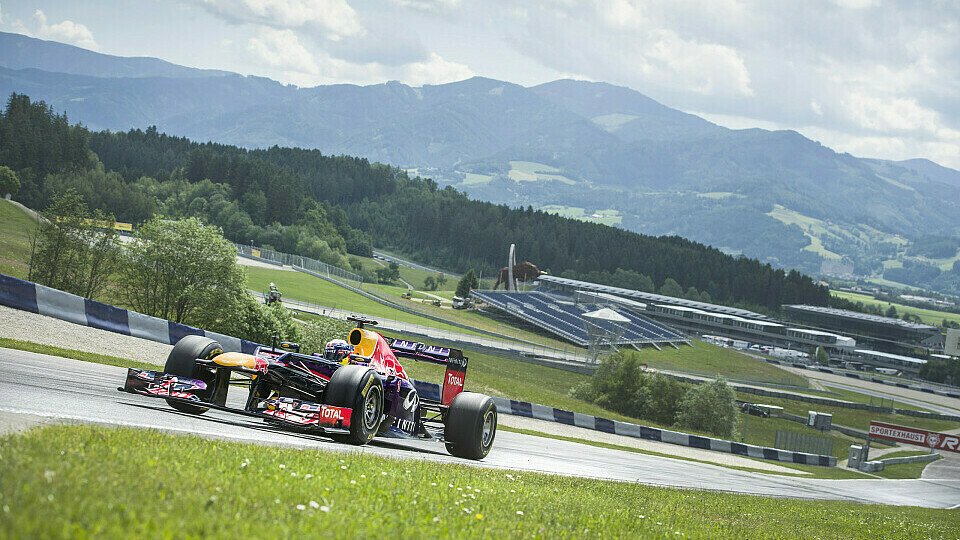 RB8 bei der Legends Parade in Österreich