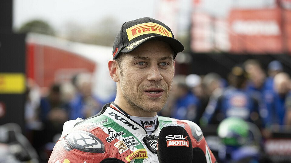 Marcel Schrötter beim Interview im Parc ferme
