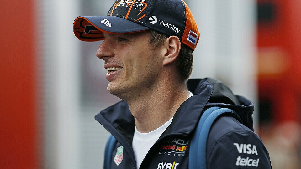 Red Bull-Fahrer Max Verstappen im Paddock