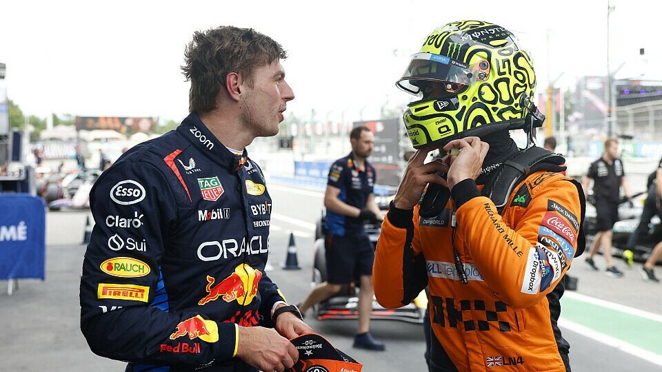 Max Verstappen (P2, Red Bull) mit Polesetter Lando Norris (McLaren) im Parc Ferme