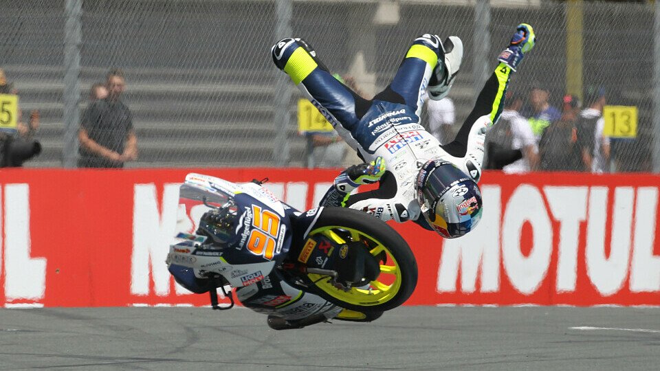 Nach einem heftigen Highsider verlor Collin Veijer die Chance auf die Pole Position, Foto: LAT Images