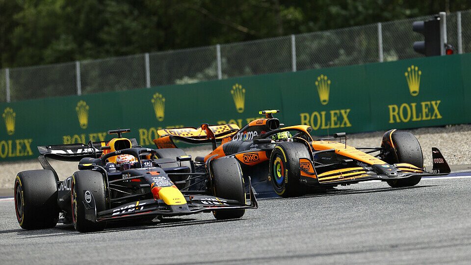 Max Verstappen vs. Lando Norris nebeneinander im Rennen von Österreich