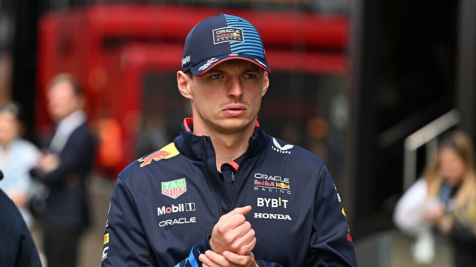 Red Bull-Fahrer Max Verstappen im Paddock