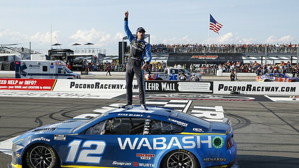 Ryan Blaney (Team Penske) feiert den zweiten Saisonsieg