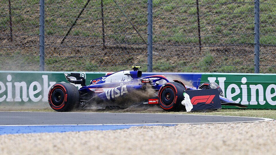 Crash von Yuki Tsunoda im Racing Bull