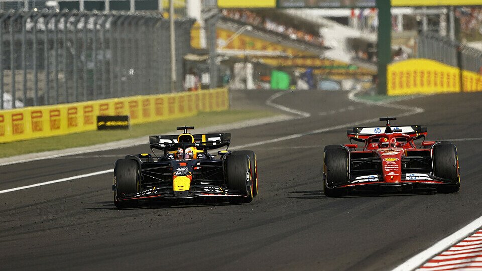 Max Verstappen (Red Bull) im Zweikampf mit Charles Leclerc (Ferrari)
