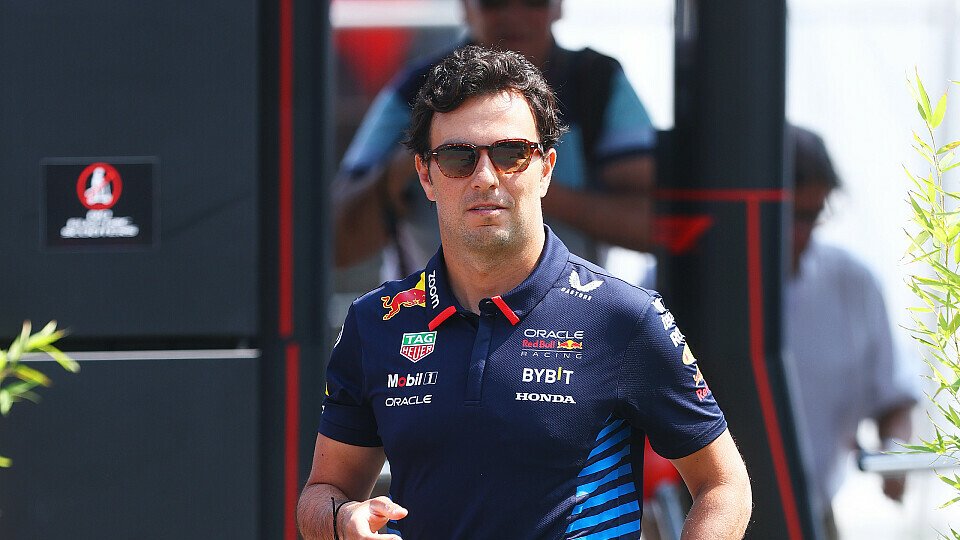 Red Bull-Fahrer Sergio Perez im Paddock