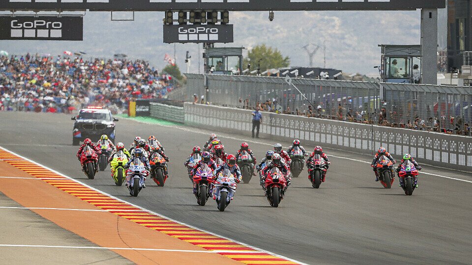 Die MotoGP erlebte einen turbulenten Start in den Aragon-Sprint, Foto: LAT Images