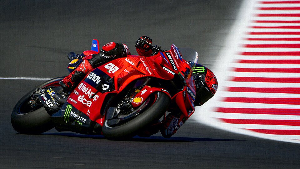 Francesco Bagnaia setzte am Freitag ein Ausrufezeichen, Foto: LAT Images