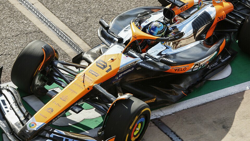 McLaren-Fahrer Oscar Piastri in der Boxengasse