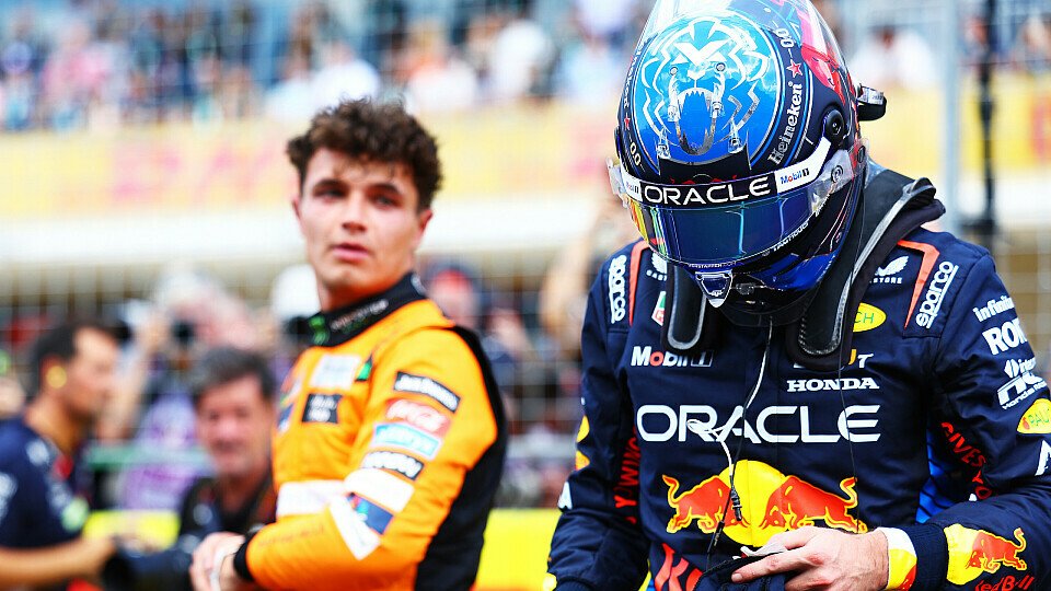 Lando Norris (McLaren) und Sieger Max Verstappen (Red Bull) im Parc Ferme