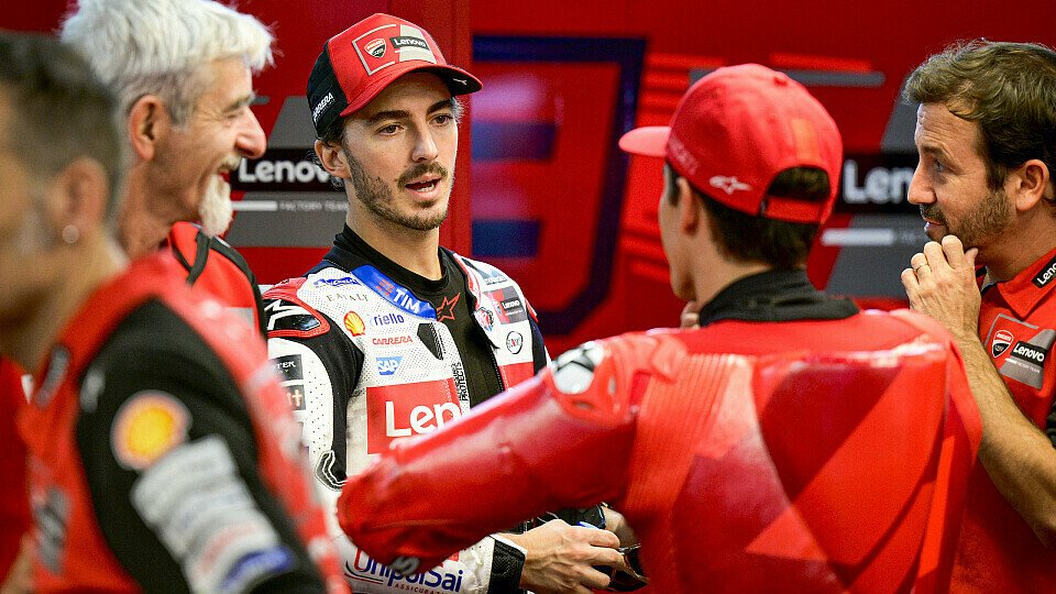 Francesco Bagnaia und Marc Marquez in der Ducati-Box Francesco Bagnaia und Marc Marquez in der Ducati-Box