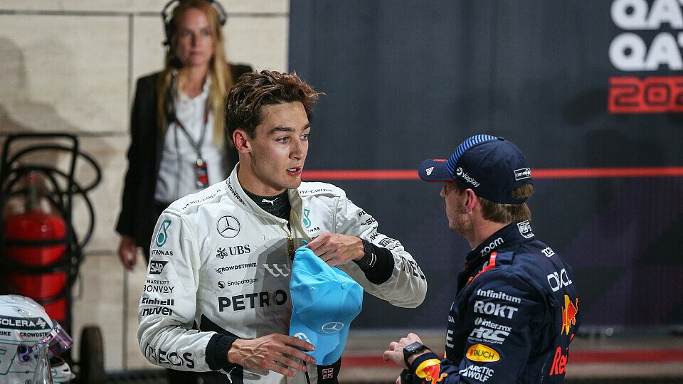 George Russell und Max Verstappen sprechen nach dem Katar-Qualifying im Parc ferme