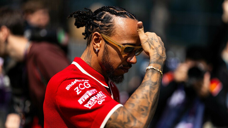 Ferrari-Fahrer Lewis Hamilton im Paddock Ferrari-Fahrer Lewis Hamilton im Paddock