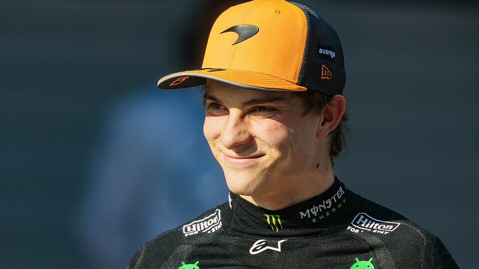 McLaren-Fahrer Oscar Piastri im Parc Ferme