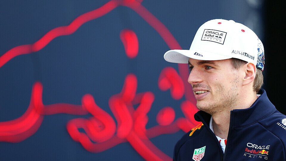 Red Bull-Fahrer Max Verstappen in der Box Red Bull-Fahrer Max Verstappen in der Box