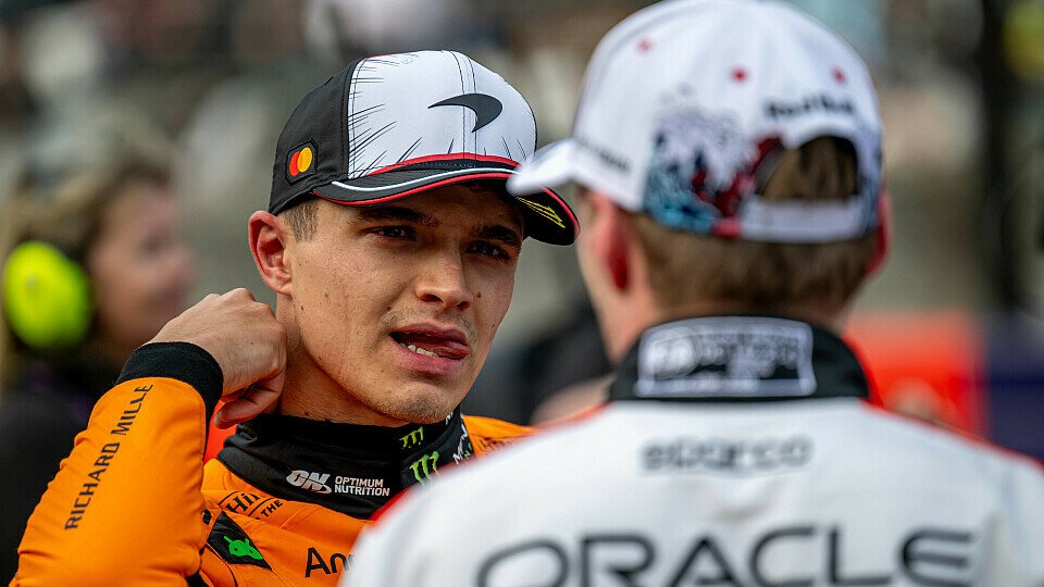 Lando Norris (McLaren) und Polesetter Max Verstappen (Red Bull) nach dem Qualifying im Parc Ferme Lando Norris (McLaren) und Polesetter Max Verstappen (Red Bull) nach dem Qualifying im Parc Ferme