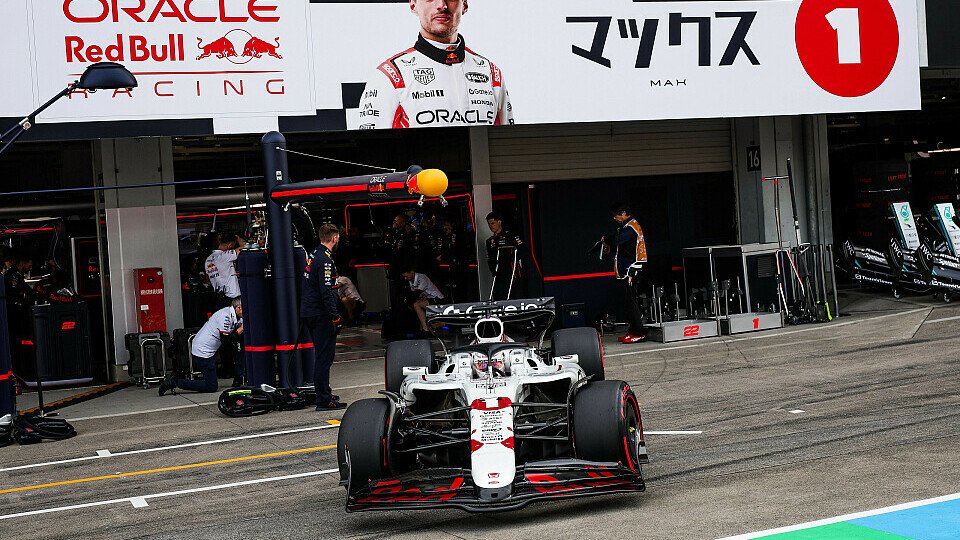Red Bull-Fahrer Max Verstappen in der Boxengasse