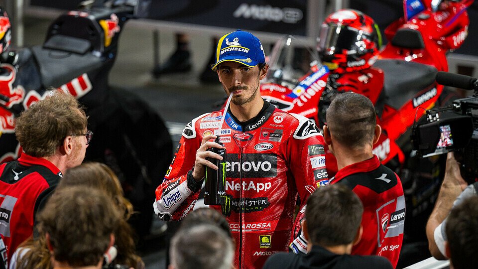 Francesco Bagnaia im Parc Ferme nach dem Katar GP