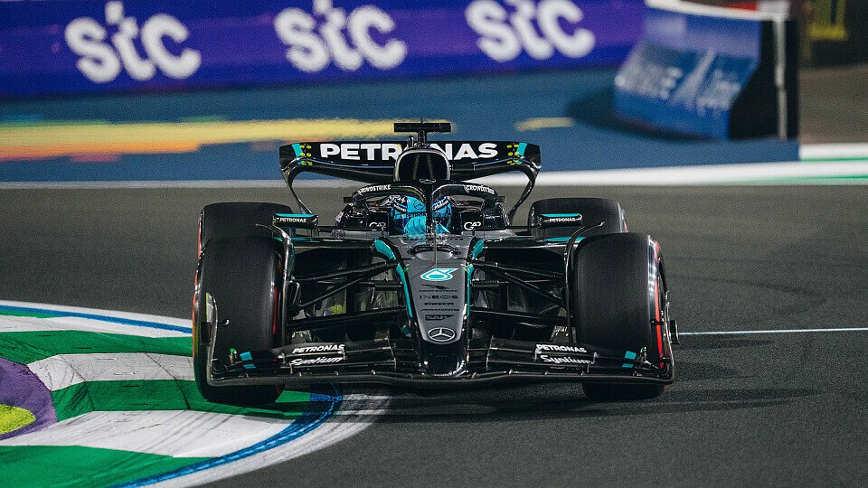 George Russell im Mercedes