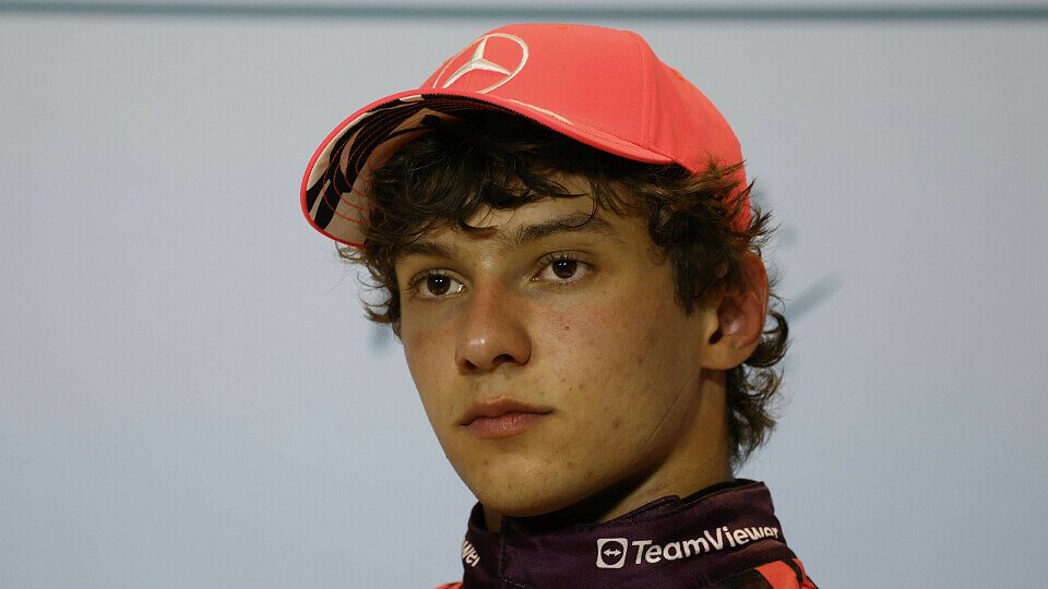 Kimi Antonelli in der Pressekonferenz zum Miami Grand Prix. Kimi Antonelli in der Pressekonferenz zum Miami Grand Prix.