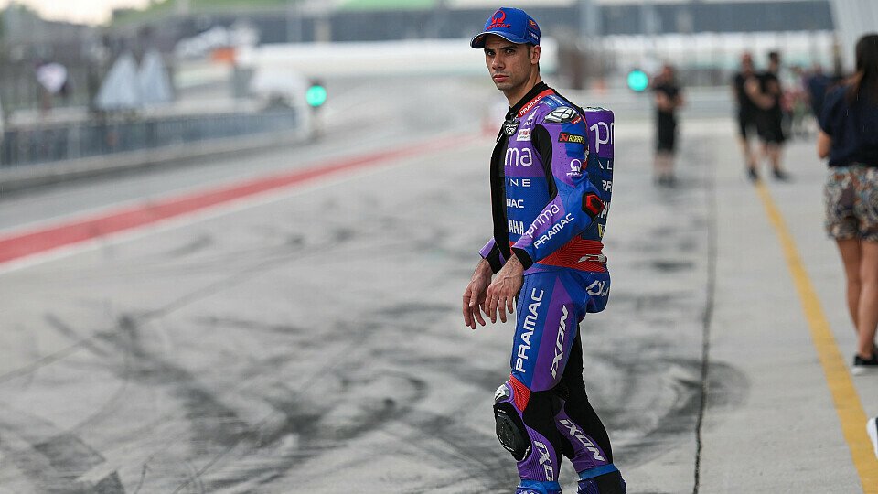 Miguel Oliveira in der Boxengasse von Sepang
